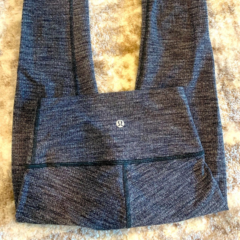 Lululemon capri leggings size 0